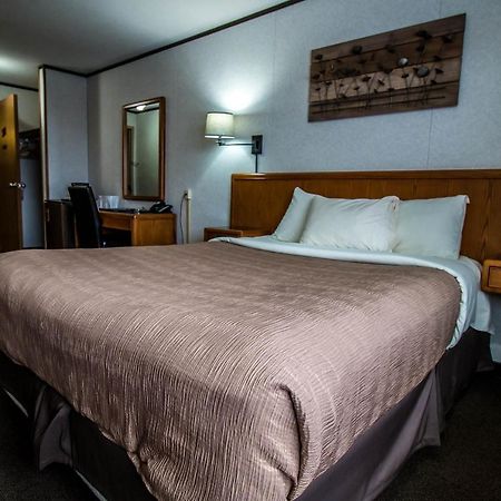 Companion Hotel Motel Hearst 外观 照片